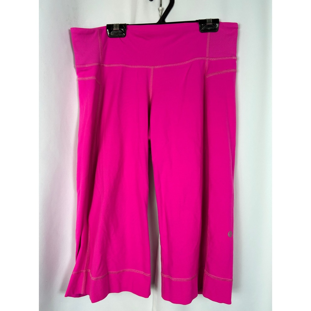 Lululemon Hot Pink Crop Legging Mid rise Ribbed Waistband Yoga Pants Size 8